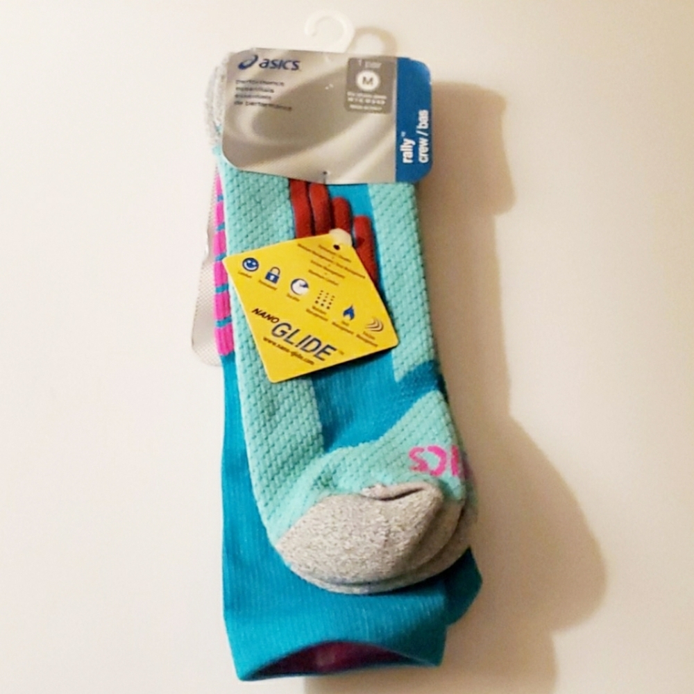NWT ASICS Rally Crew Socks. Sz M (W8-9.5/M7-9)